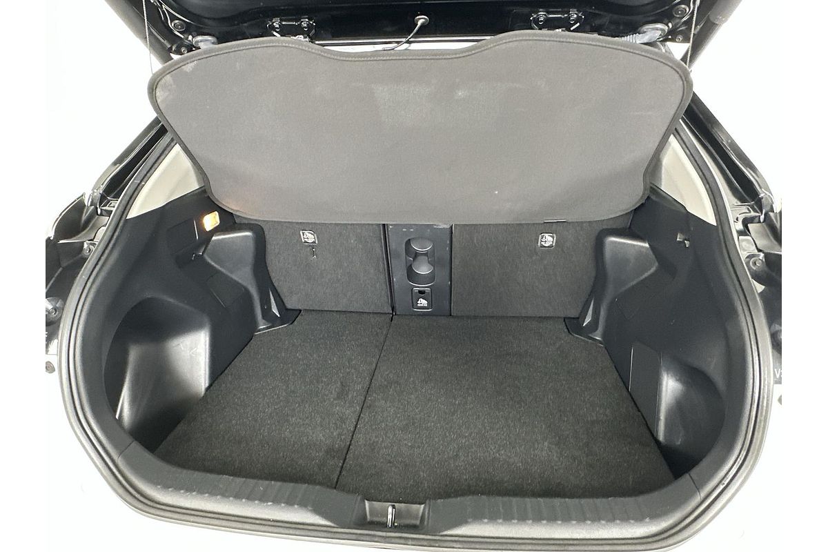2022 Toyota Yaris Cross Urban MXPB10R