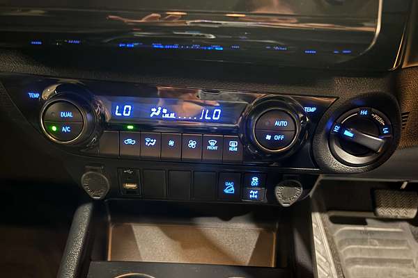 2023 Toyota Hilux SR5 GUN126R 4X4