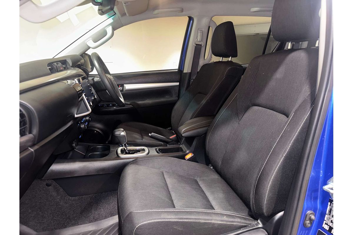 2023 Toyota Hilux SR5 GUN126R 4X4