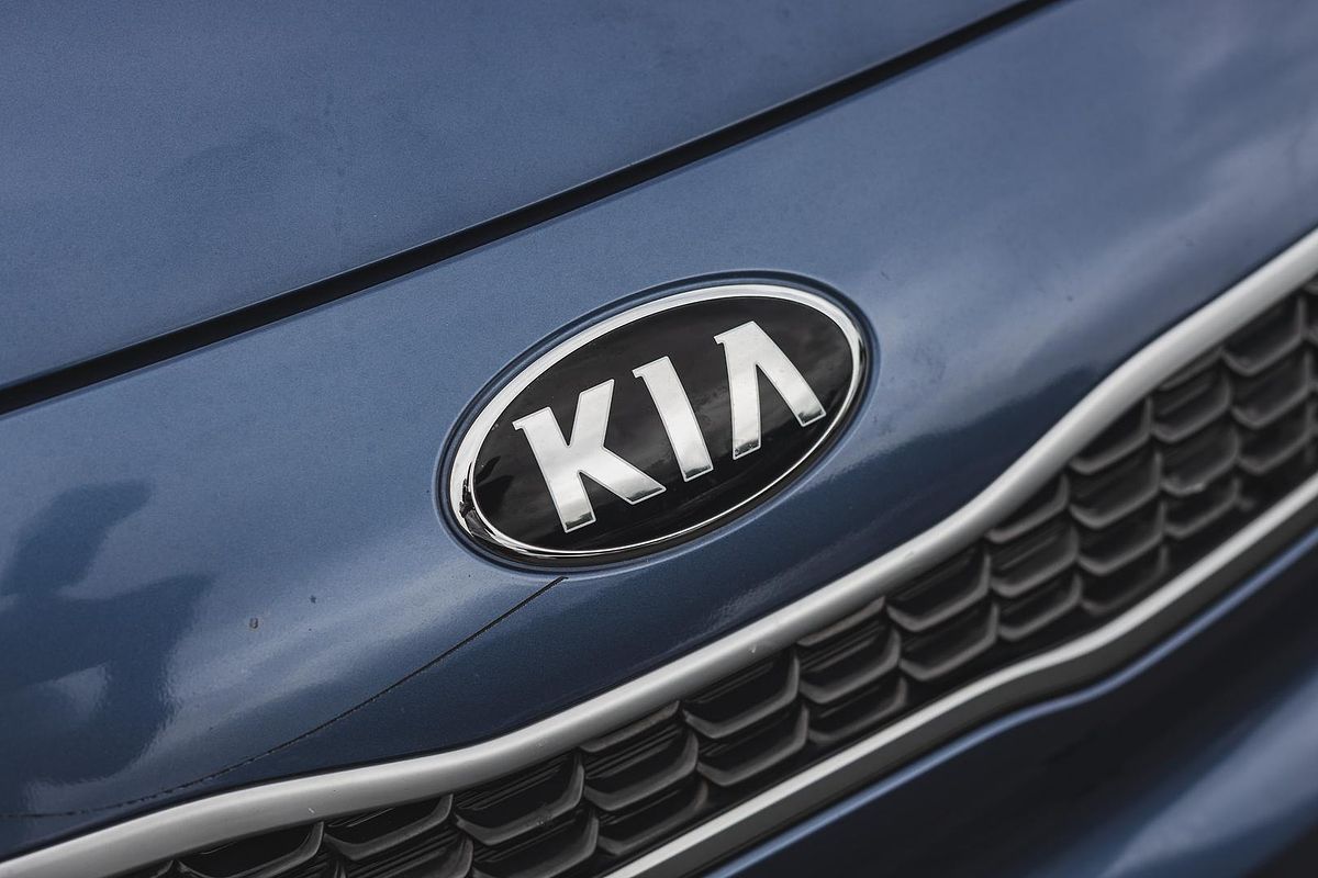2015 Kia Rio S UB