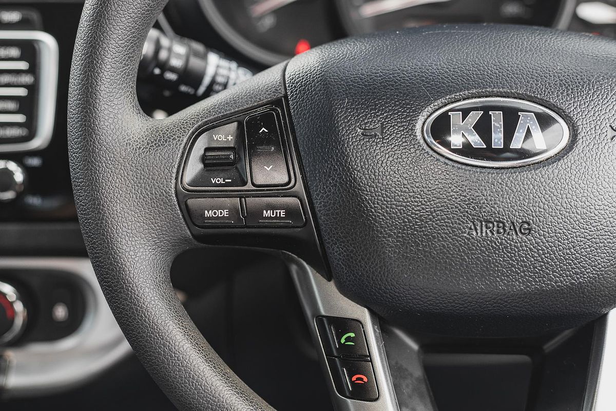 2015 Kia Rio S UB