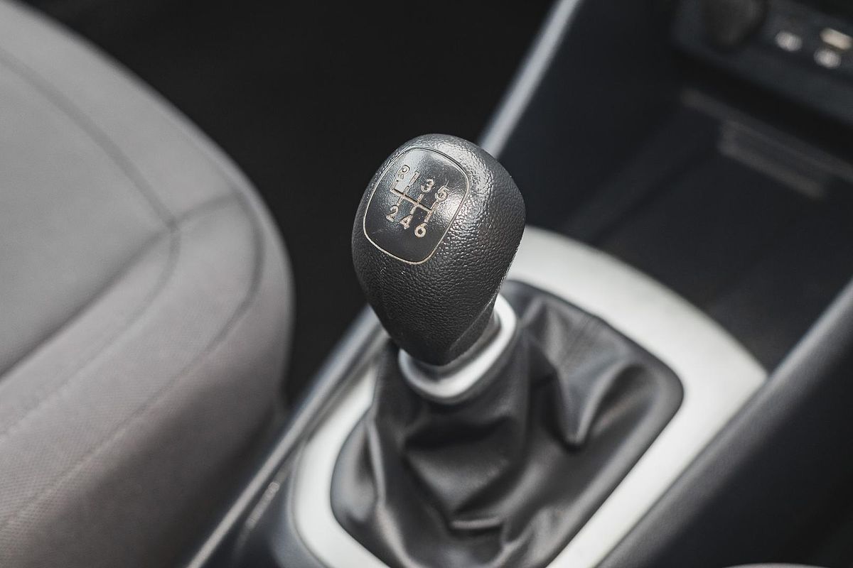 2015 Kia Rio S UB
