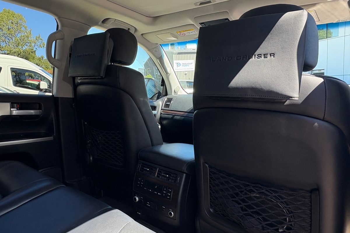 2018 Toyota Landcruiser Sahara VDJ200R