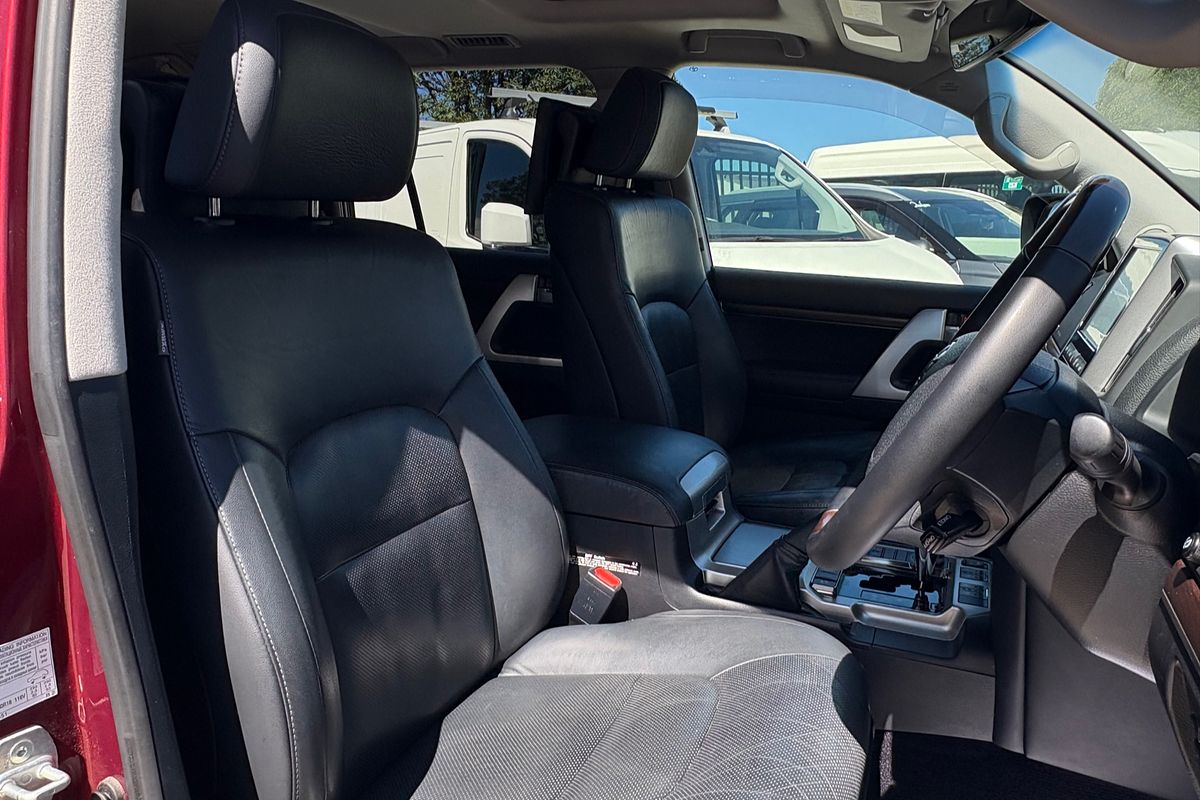 2018 Toyota Landcruiser Sahara VDJ200R