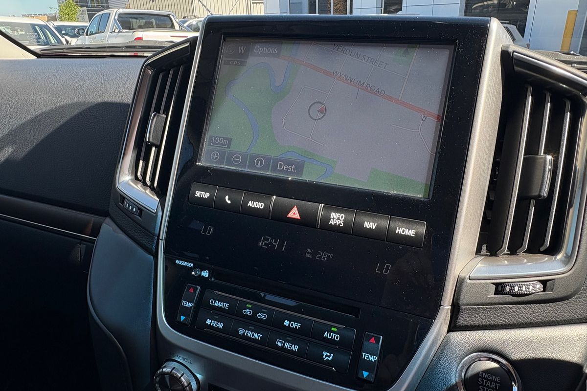 2018 Toyota Landcruiser Sahara VDJ200R
