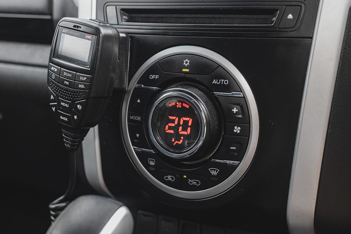 2020 Isuzu MU-X LS-T