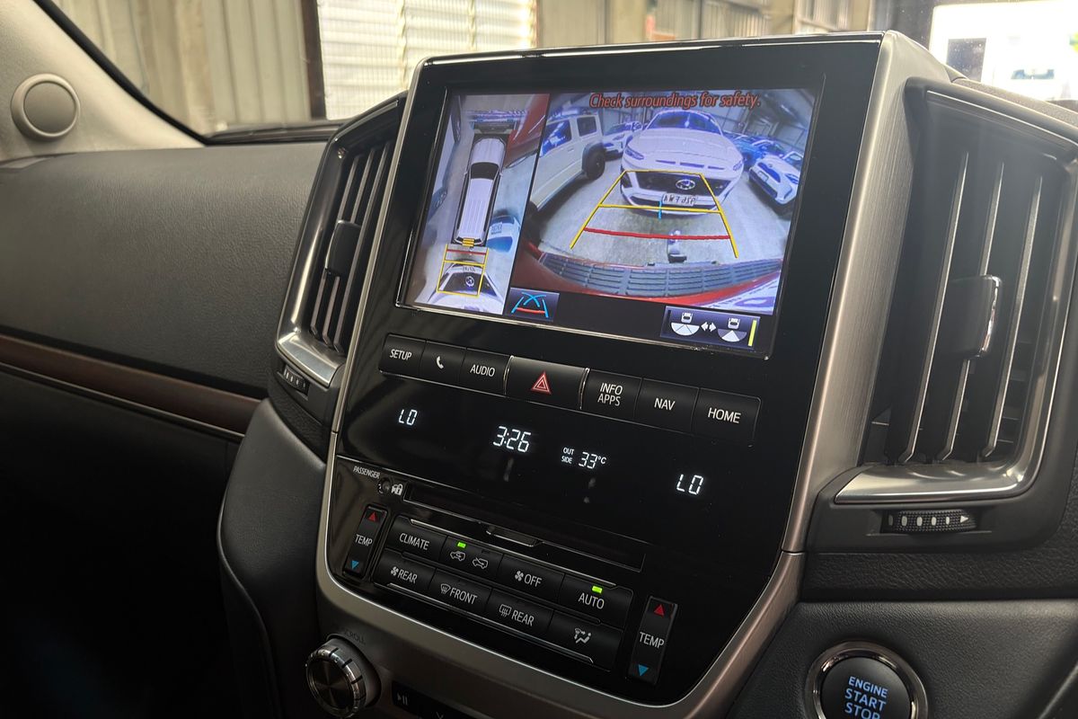 2018 Toyota Landcruiser Sahara VDJ200R