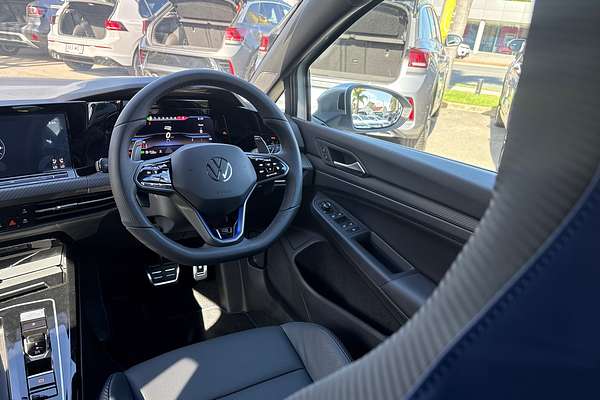 2024 Volkswagen Golf R 8