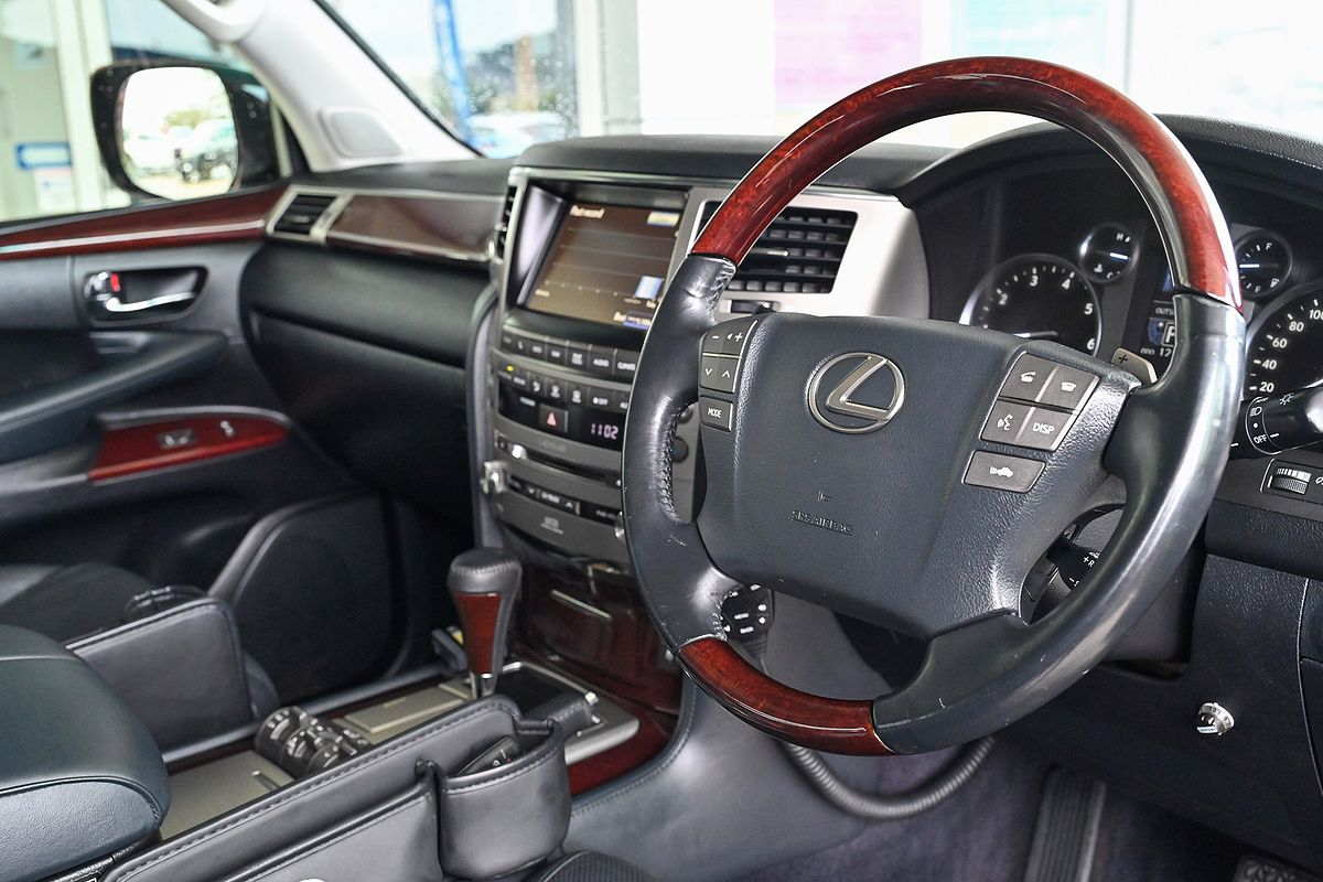 2014 Lexus LX LX570 URJ201R