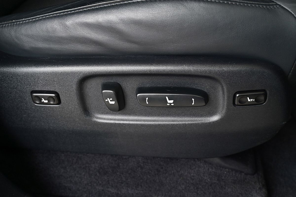 2014 Lexus LX LX570 URJ201R