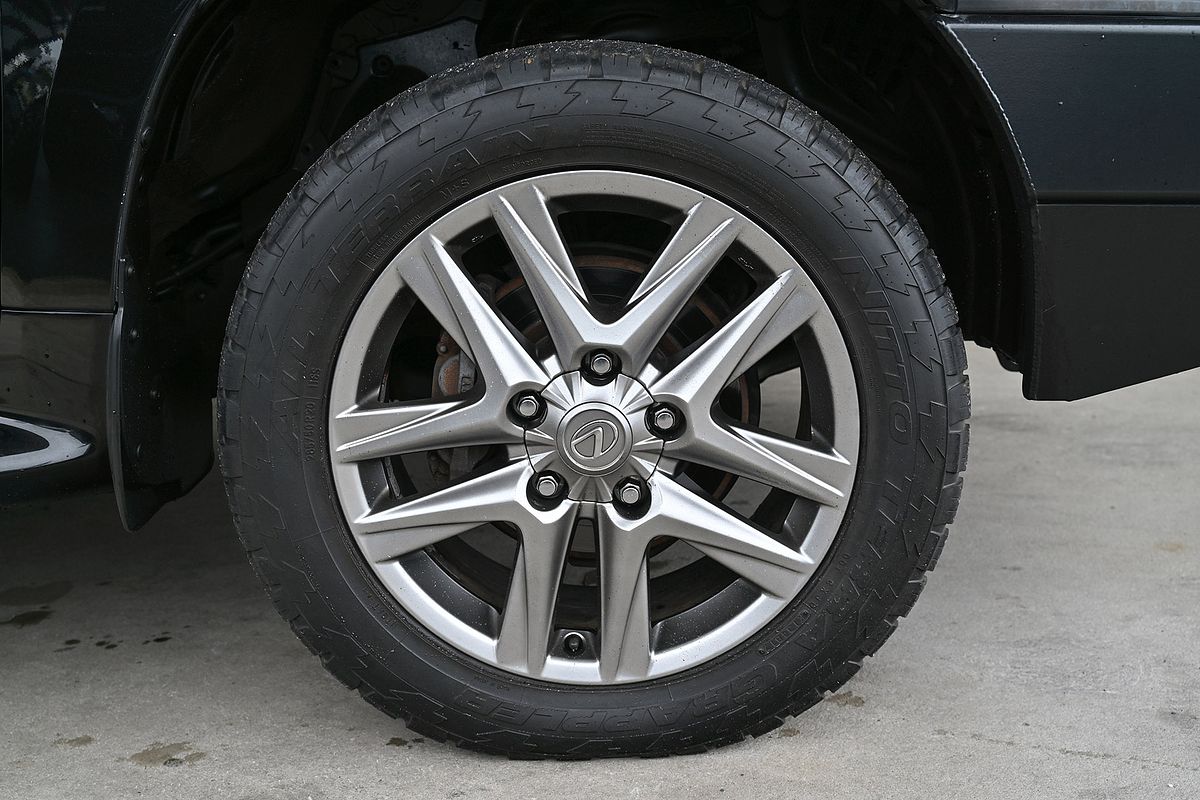 2014 Lexus LX LX570 URJ201R