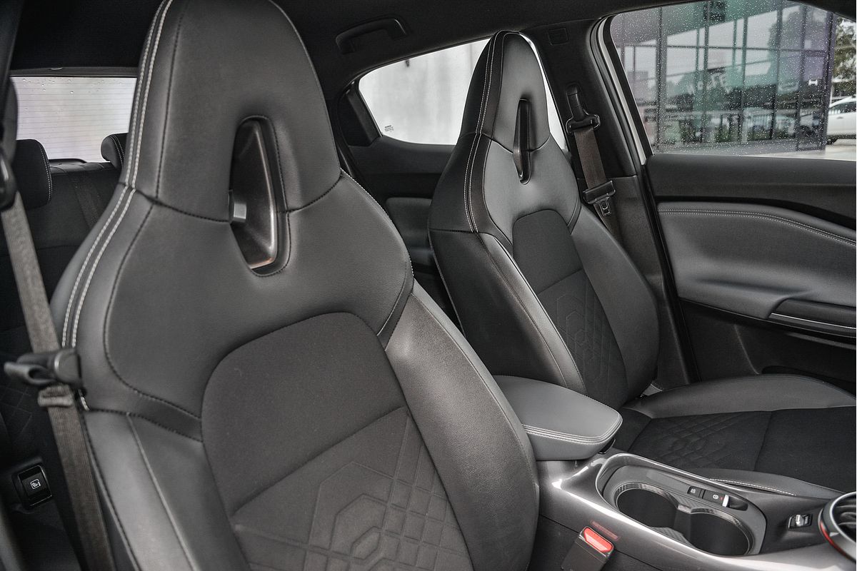 2021 Nissan JUKE ST-L F16