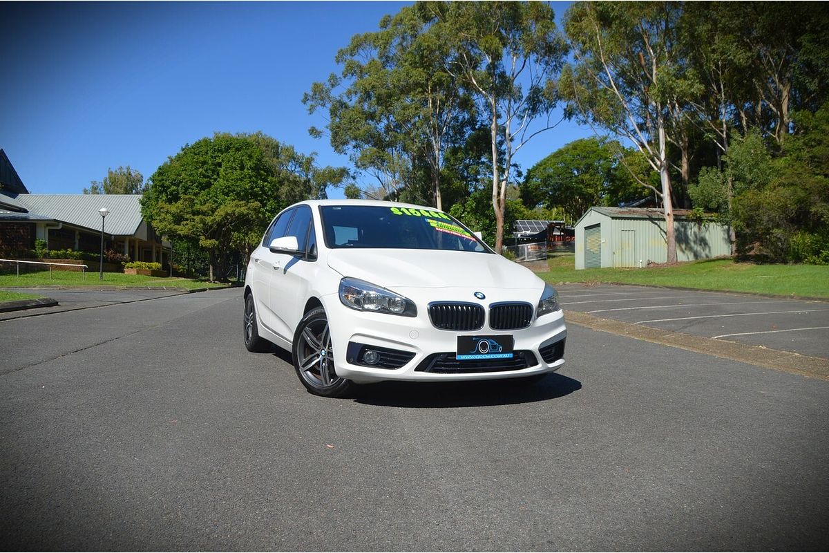 2014 BMW 2 Series 218i Sport Line F45