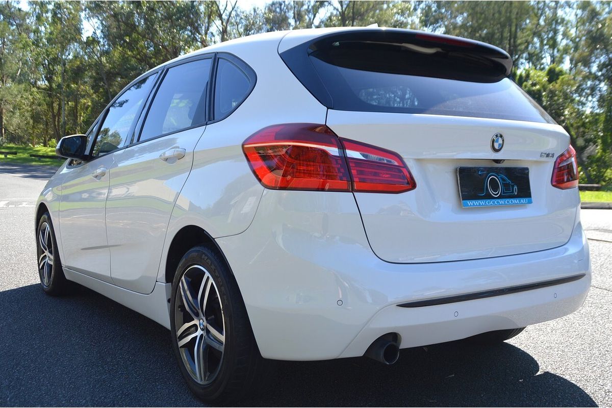 2014 BMW 2 Series 218i Sport Line F45