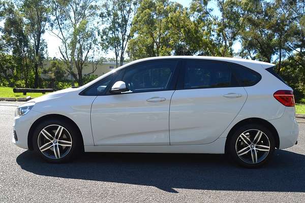 2014 BMW 2 Series 218i Sport Line F45