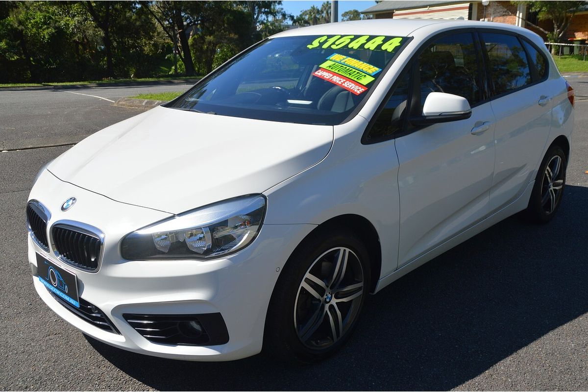 2014 BMW 2 Series 218i Sport Line F45
