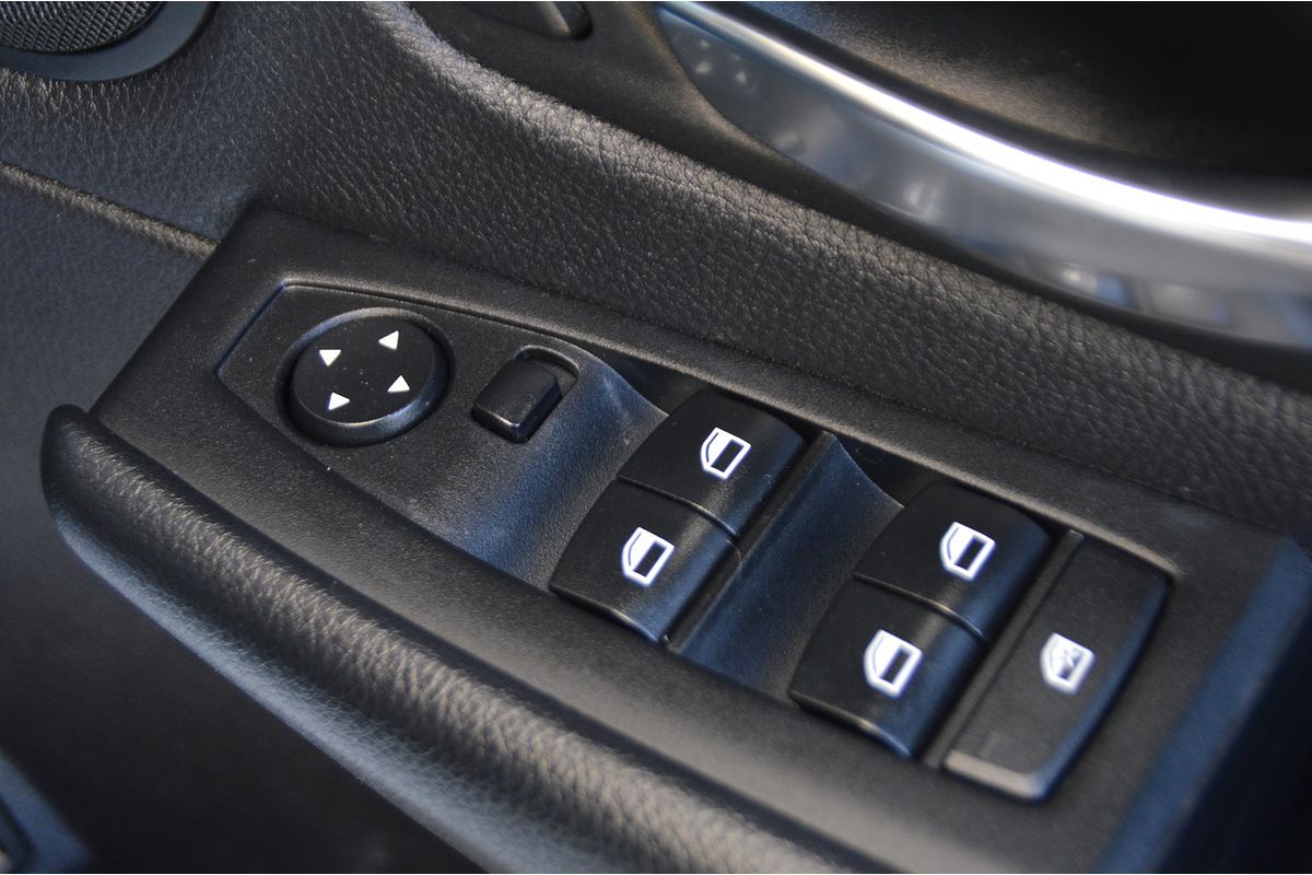 2014 BMW 2 Series 218i Sport Line F45