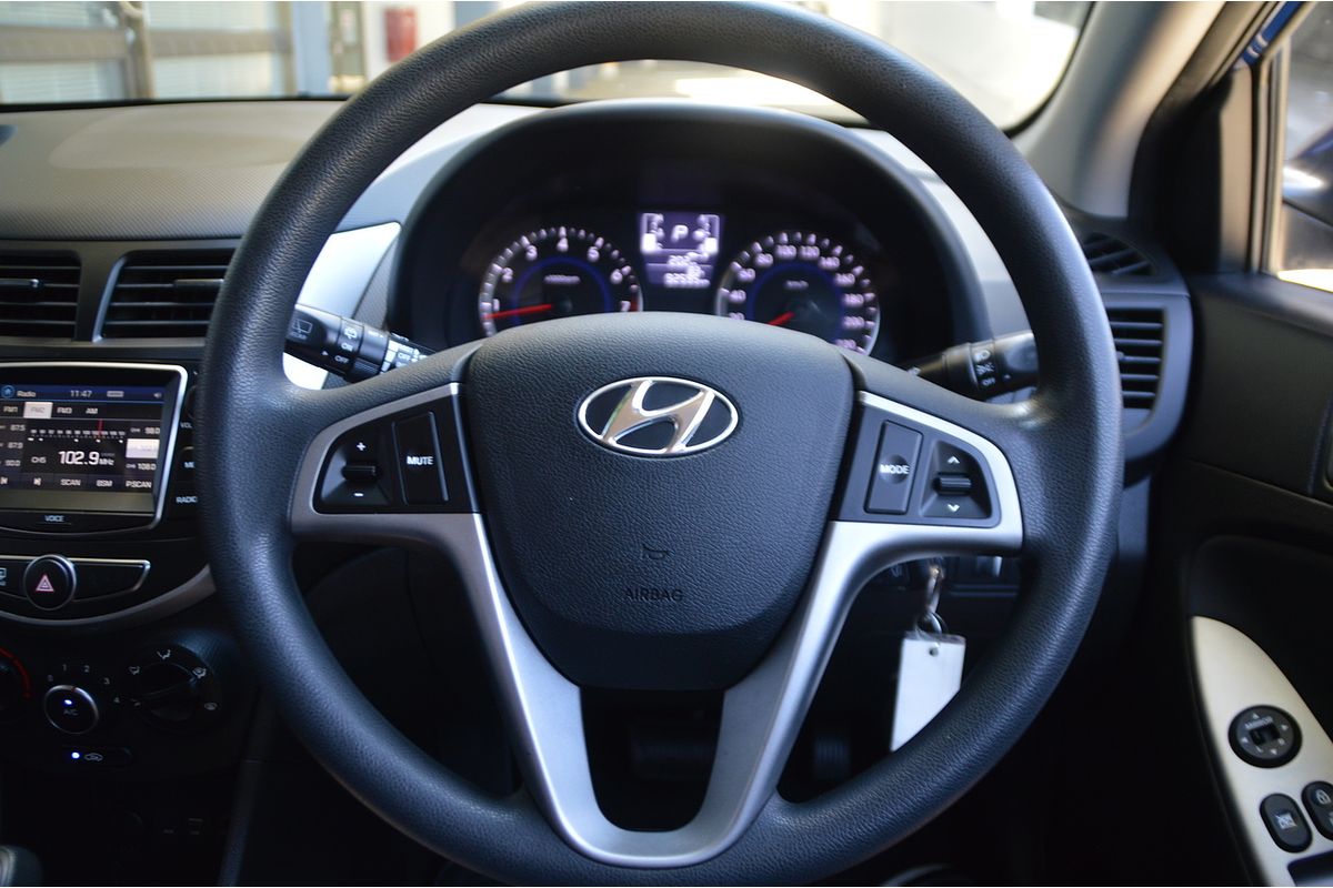 2016 Hyundai Accent Active RB4
