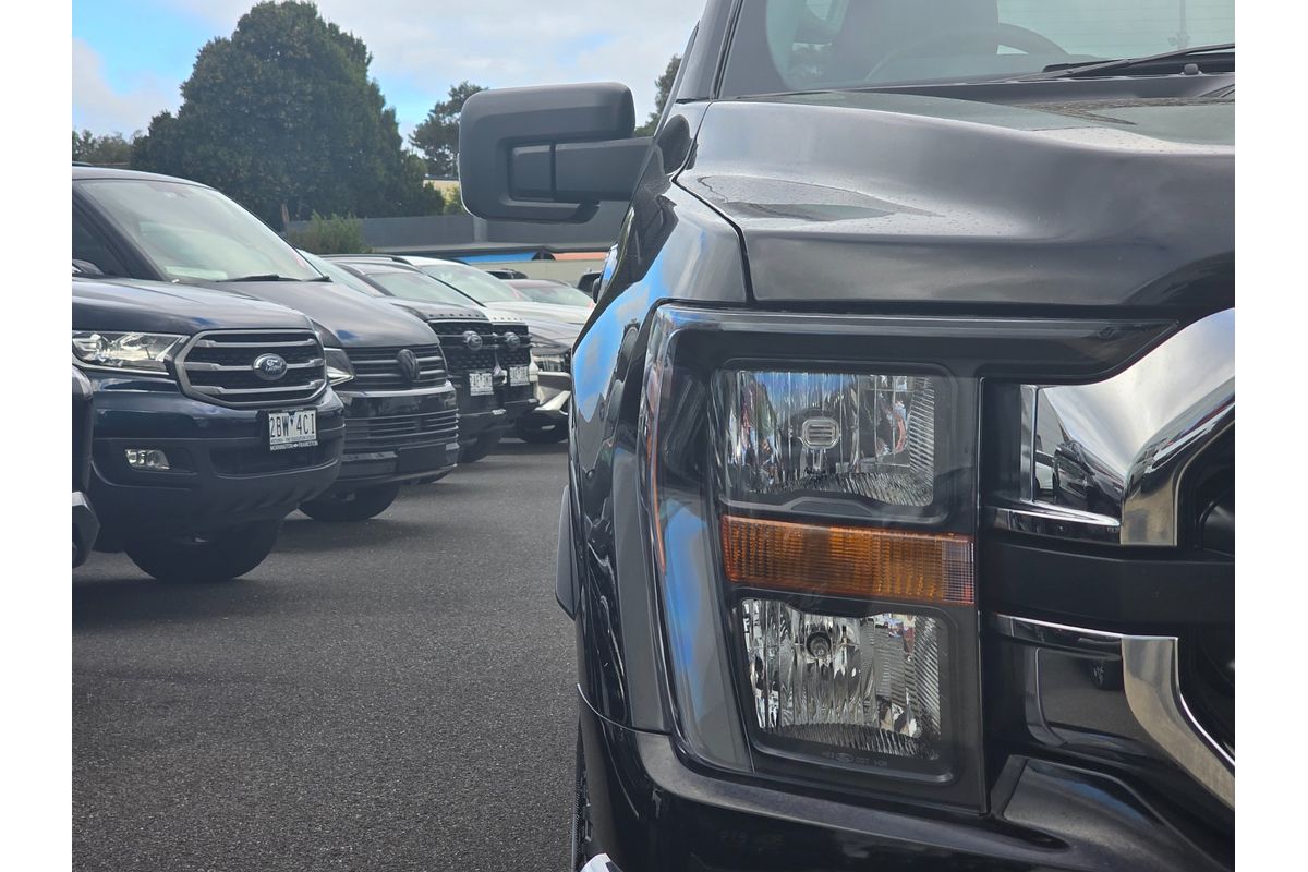 2023 Ford F-150 XLT 4X4 LWB