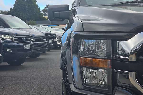 2023 Ford F-150 XLT 4X4 LWB