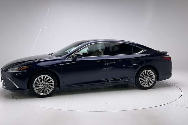 2021 Lexus ES ES300h Sports Luxury AXZH10R