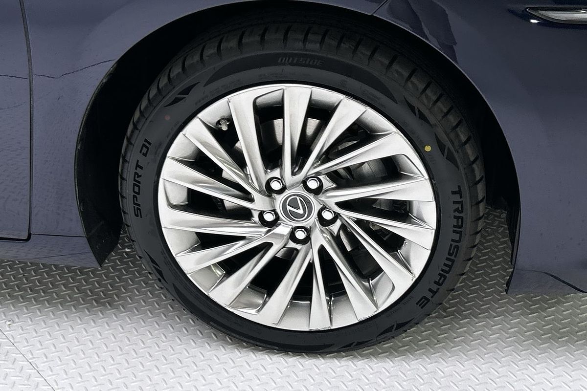 2021 Lexus ES ES300h Sports Luxury AXZH10R