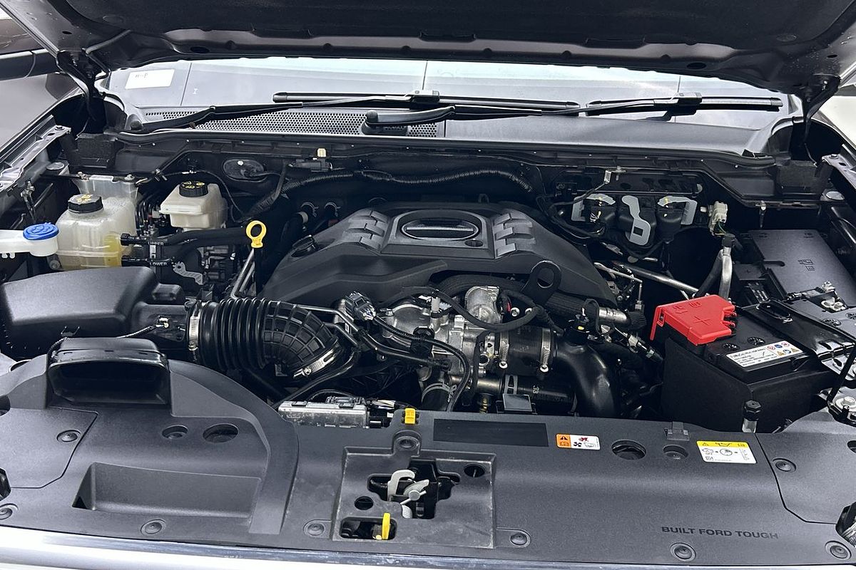 2024 Ford Everest Platinum