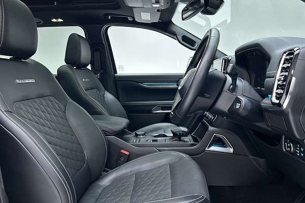 2024 Ford Everest Platinum
