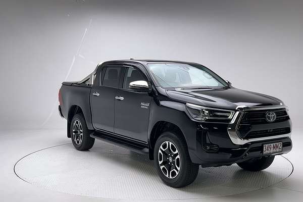 2022 Toyota Hilux SR5 GUN126R 4X4