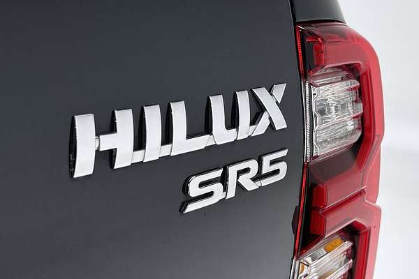 2022 Toyota Hilux SR5 GUN126R 4X4