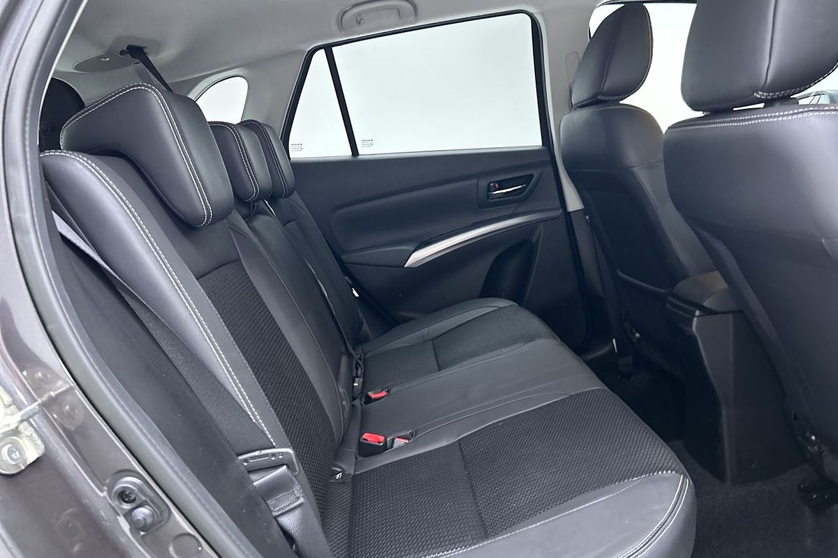 2023 Suzuki S-Cross Plus JYB