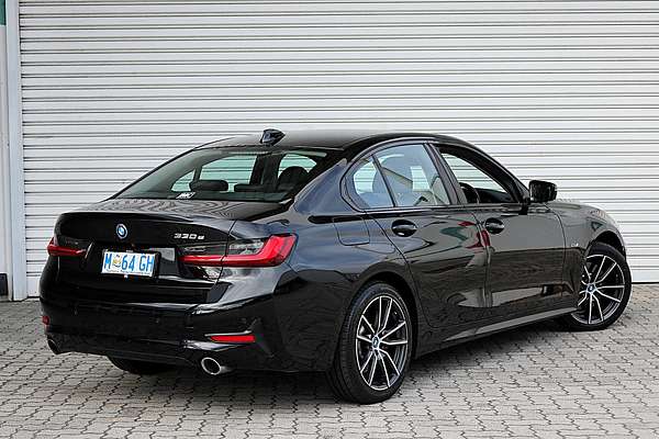 2021 BMW 3 Series 330e Luxury Line G20