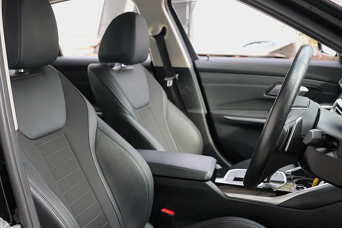 2021 BMW 3 Series 330e Luxury Line G20