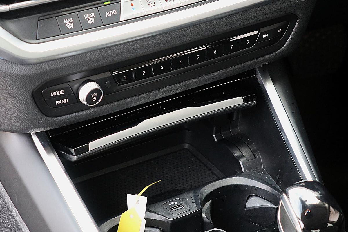 2021 BMW 3 Series 330e Luxury Line G20