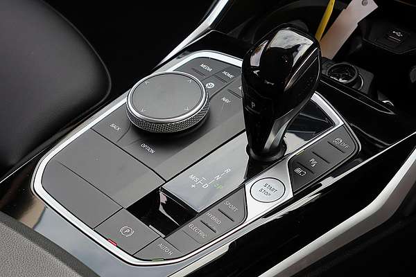2021 BMW 3 Series 330e Luxury Line G20