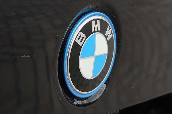 2021 BMW 3 Series 330e Luxury Line G20