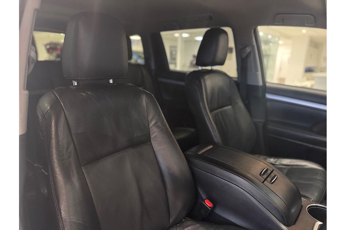 2015 Toyota Kluger GX GSU50R