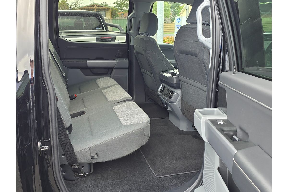 2023 Ford F-150 XLT 4X4 LWB