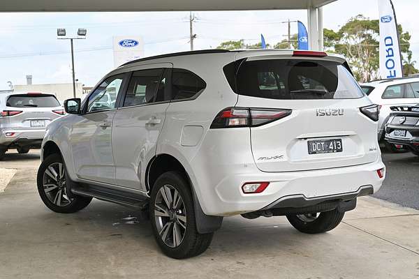 2023 Isuzu MU-X LS-T