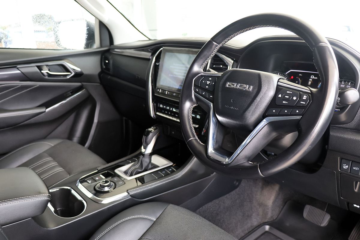 2023 Isuzu MU-X LS-T