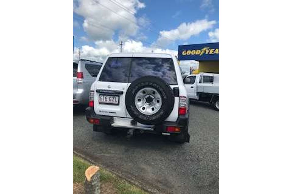 2002 Nissan Patrol ST GU III