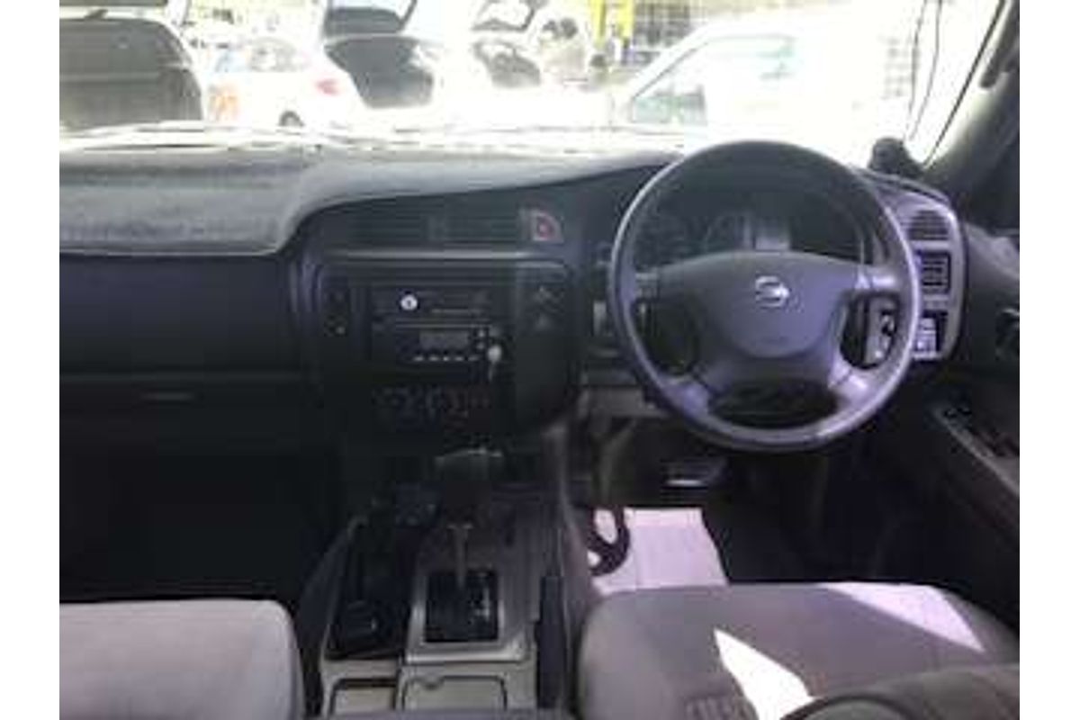 2002 Nissan Patrol ST GU III