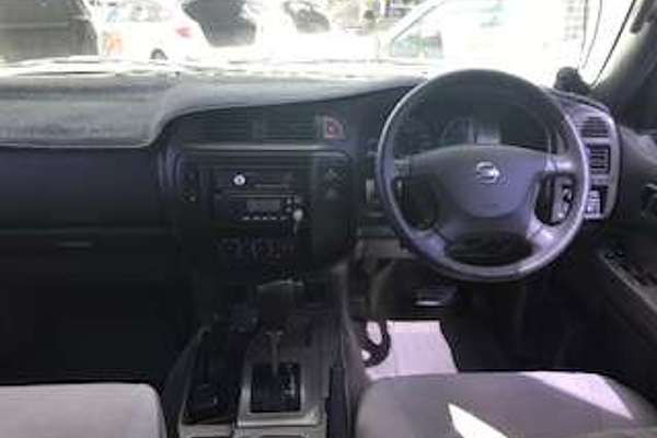 2002 Nissan Patrol ST GU III
