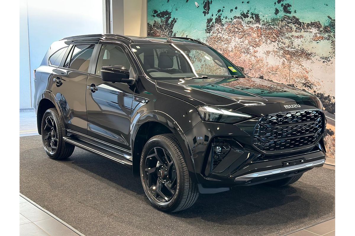 2025 Isuzu MU-X X-TERRAIN