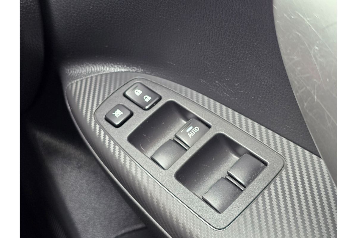 2019 Mitsubishi Eclipse Cross ES YA