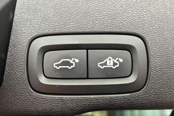 2018 Volvo XC60 T5 Inscription