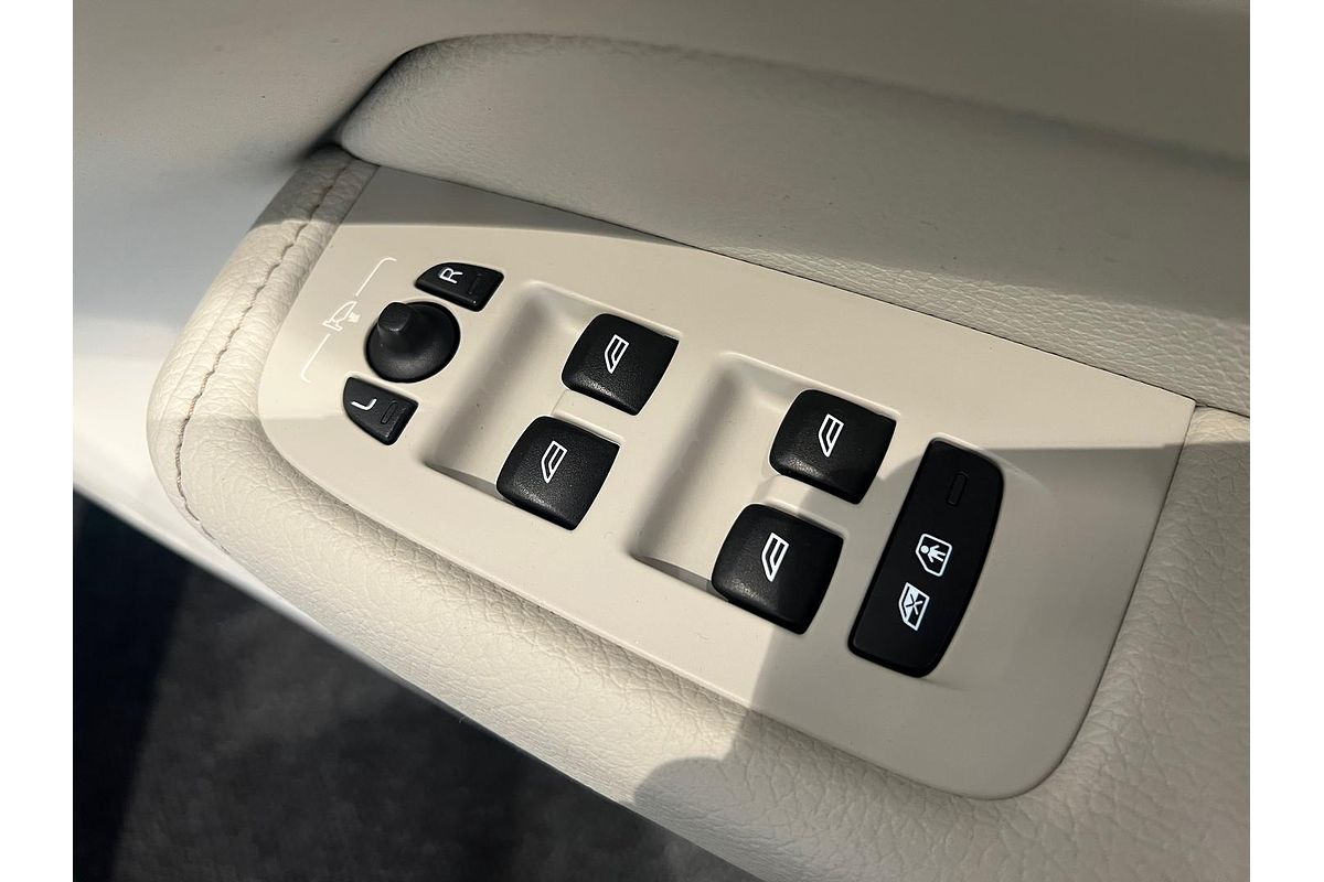 2018 Volvo XC60 T5 Inscription