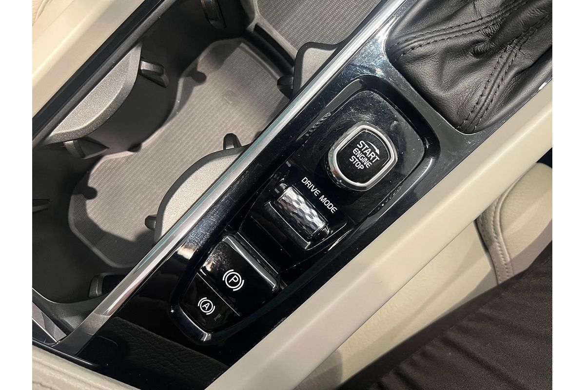 2018 Volvo XC60 T5 Inscription