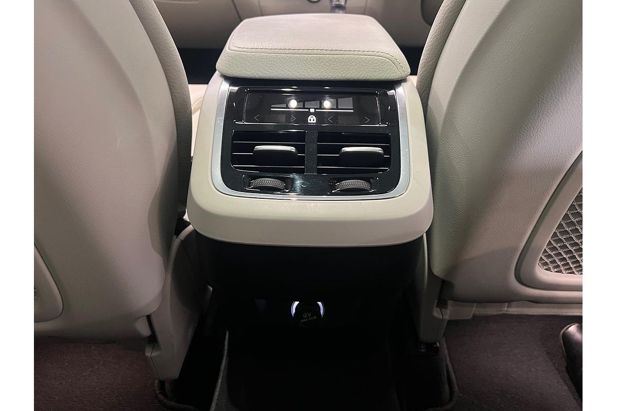2018 Volvo XC60 T5 Inscription