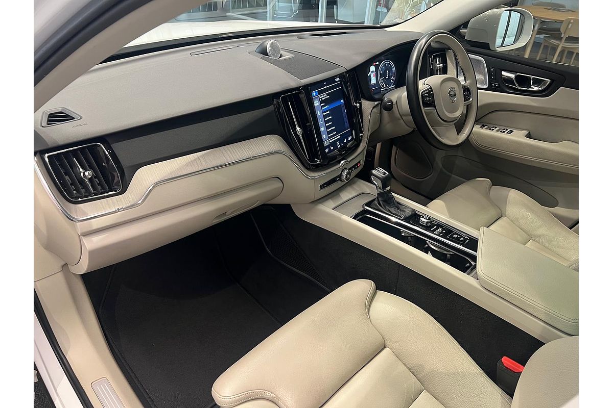 2018 Volvo XC60 T5 Inscription
